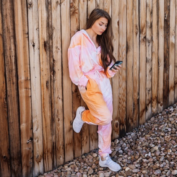 Oversize Cropped Cinchable Windbreaker Jacket Yoga Bitch NWT - Picture 5 of 7